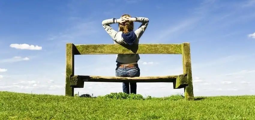 “敲门”别再说“knockthedoor”，老外听了可能要报警