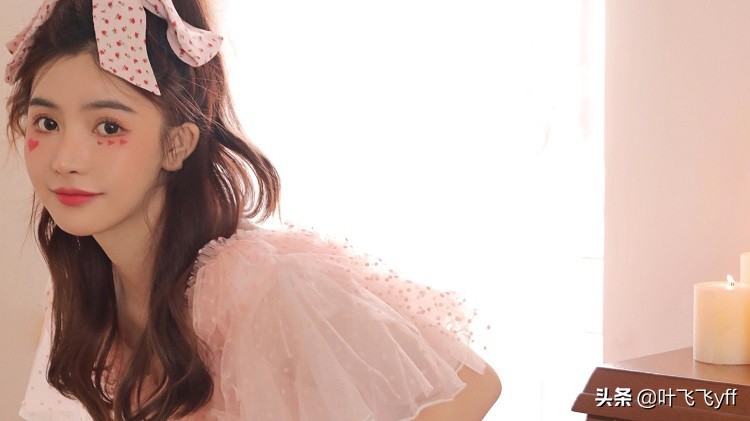 女人希望你主动追求的表现,学会这三招让女人主动追求你