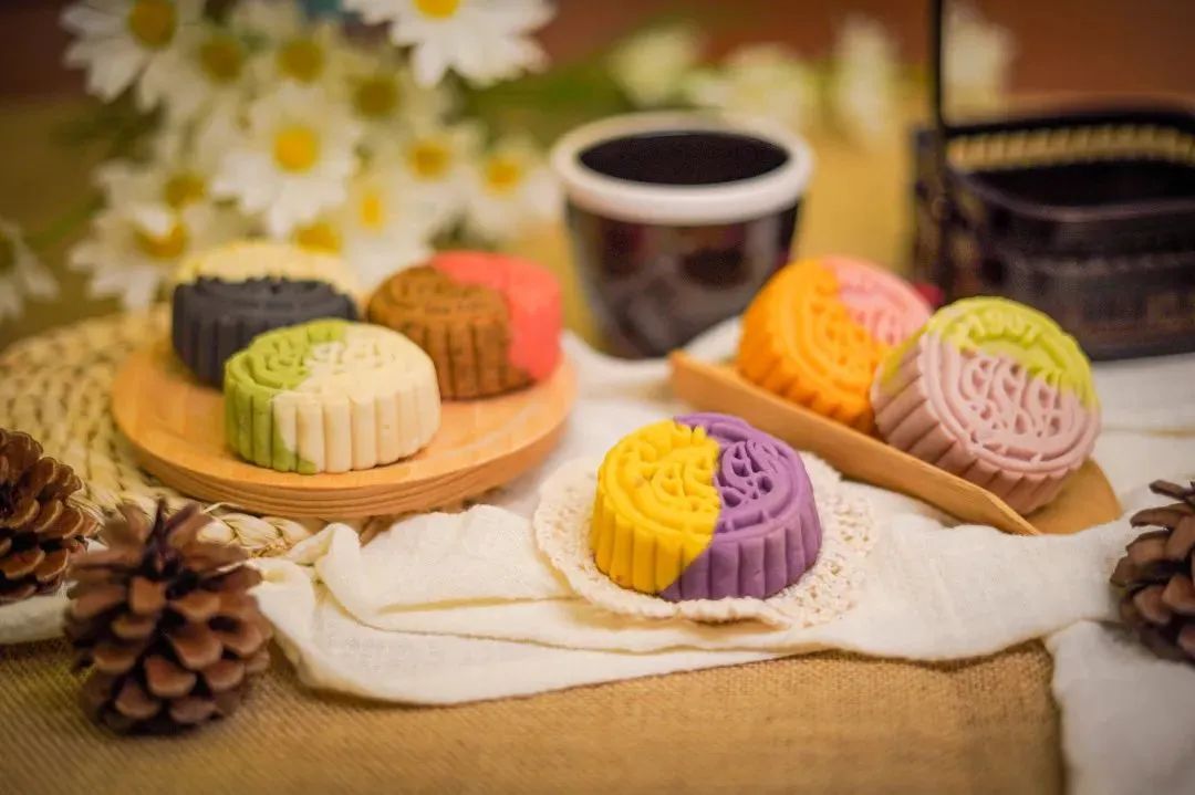 上海高校月饼新鲜出炉,上海哪个大学月饼最好吃