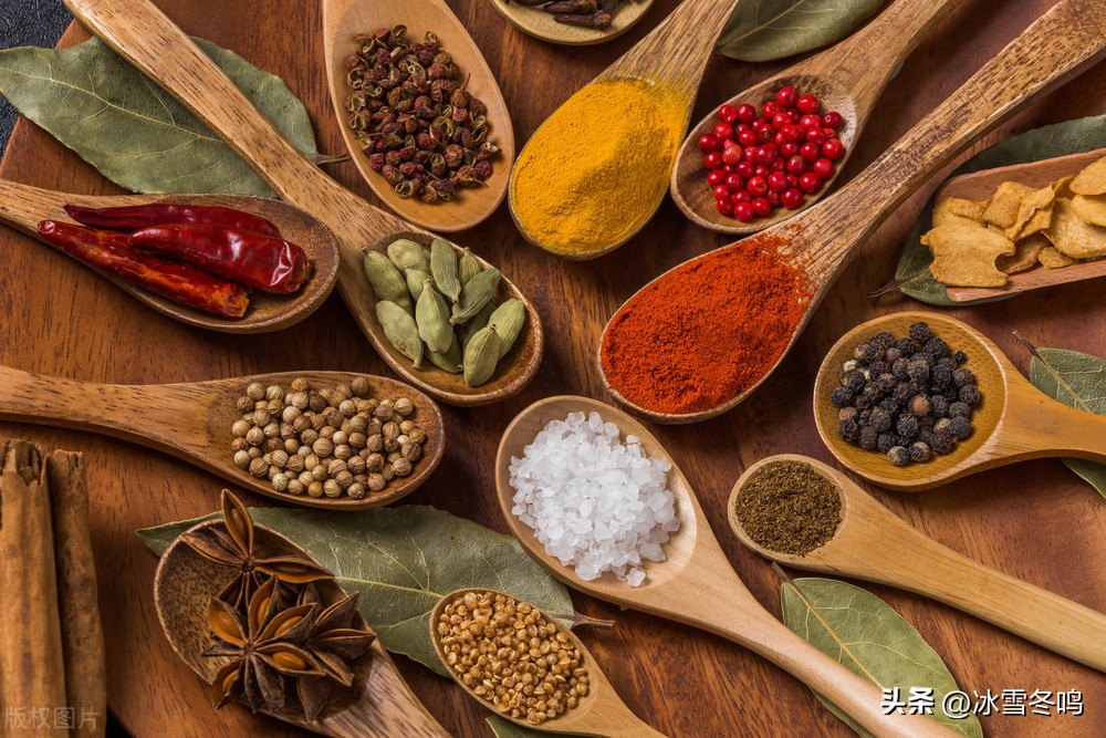 白蔻与草果香气区别,白蔻作为香料100斤卤水的用量