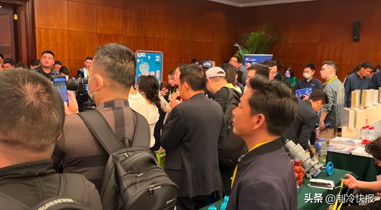 鏈轰細鏃犻檺,鏈洪亣鏃犻檺