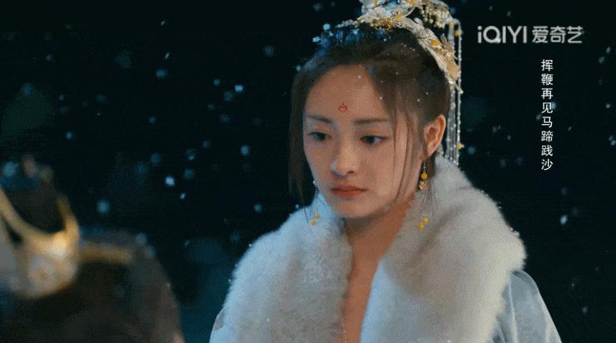 明星雪中氛围感神图大赏！每一张都有让人换成壁纸的冲动！