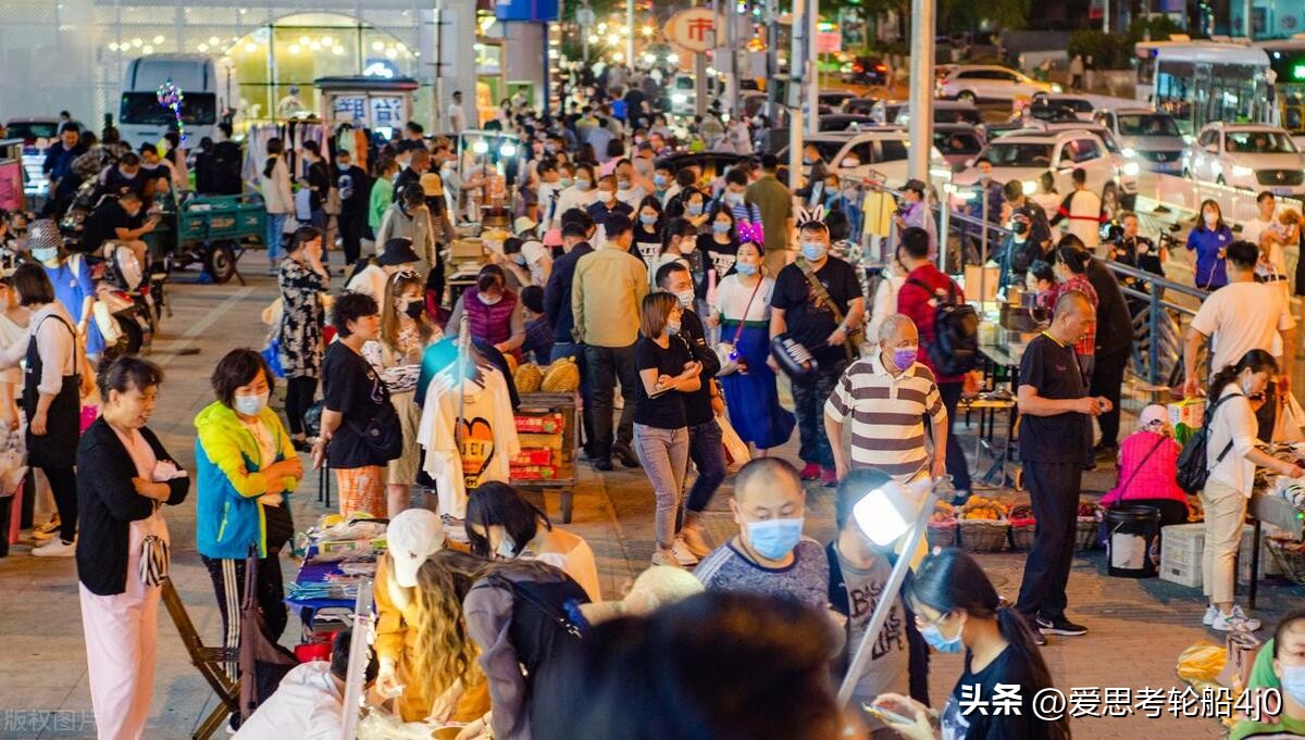 摆摊卖玩具一个月挣多少钱,摆摊卖玩具一年能挣多少钱