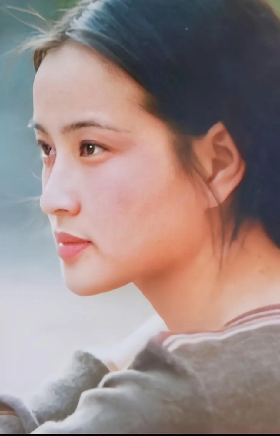 刘晓庆演员的魅力,刘晓庆的耳朵赵雅芝