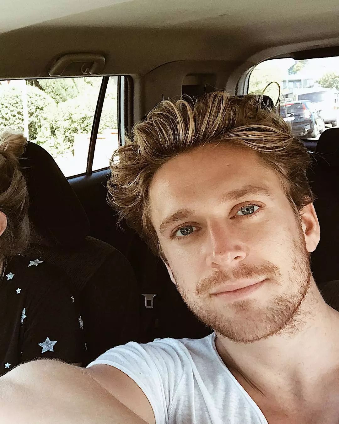 澳大利亚男模罗杰斯是麻辣鸡的粉丝，这算不算变相出柜了？