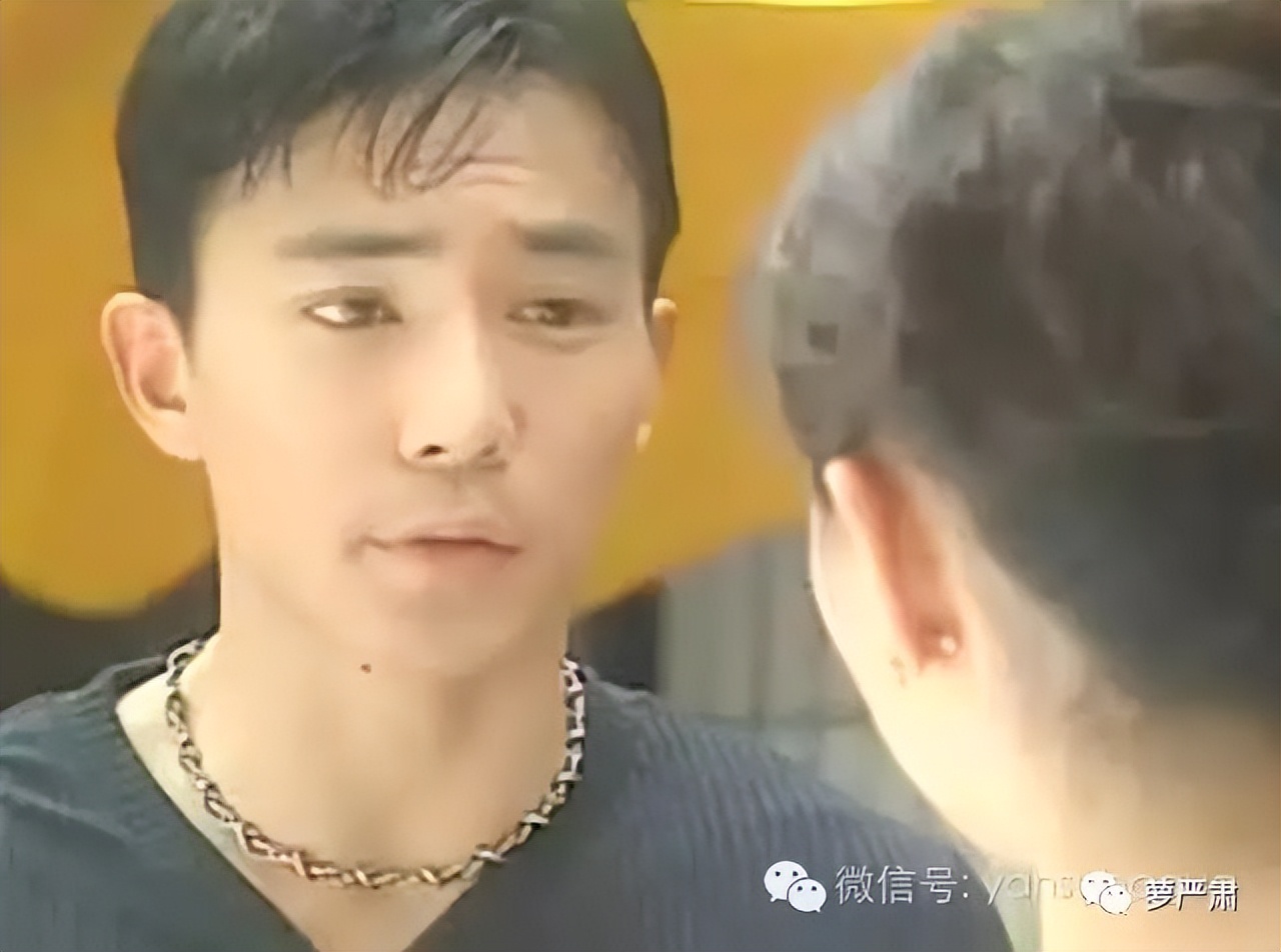 刘畊宏直播宣传邓紫棋启示录,刘畊宏顶流启示录