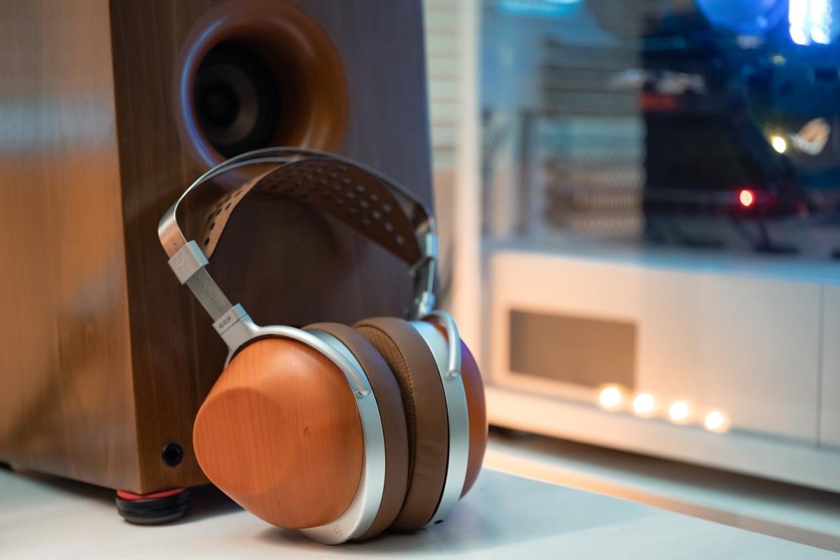 这就是参考级Hi-End听感，领略封闭式平板耳机巅峰HIFIMANHE-R10P