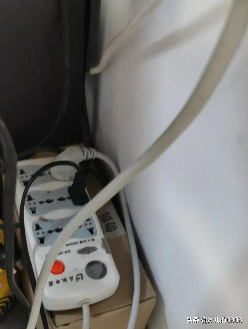 插排坏了有危险吗,插排坏了烧了插座还能用吗