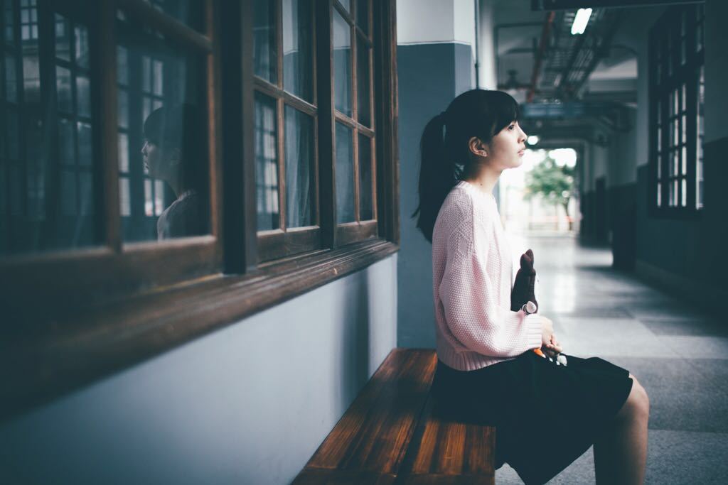 张爱玲倾城之恋第二炉香讲什么,如何评论张爱玲第二炉香