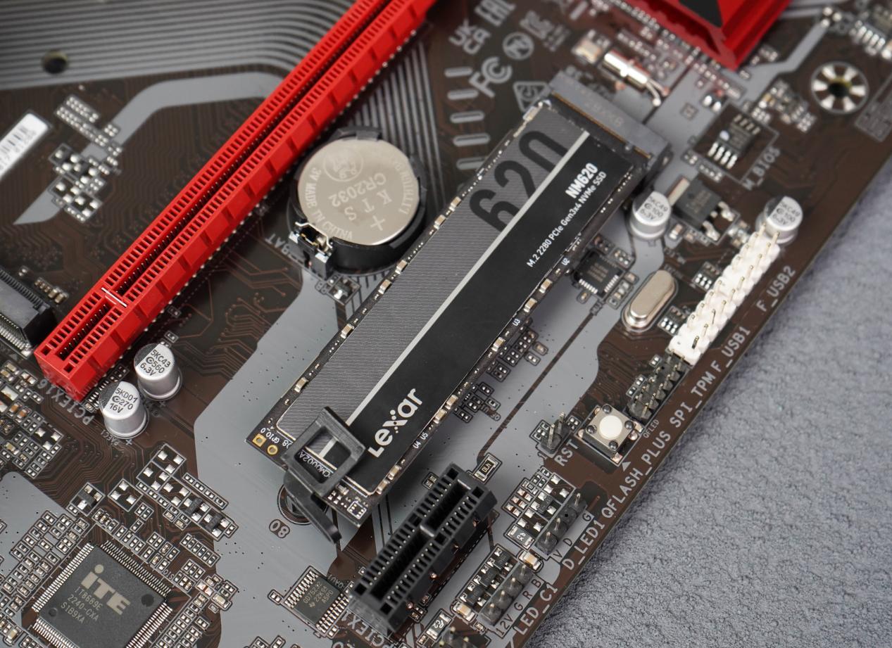 技嘉b760maoruselited5推荐机箱,技嘉b760mgamingacd5wifi测评