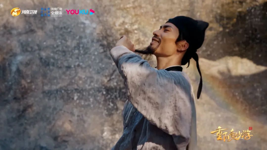 经典名人诗词名句大全集,20首传诵千古的诗词全是名篇