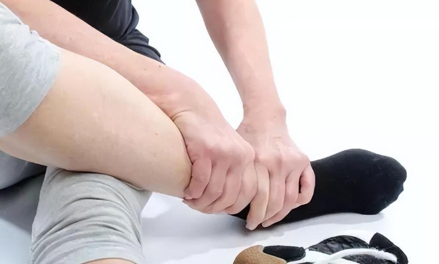 被铁钉扎了一下一定要打破伤风吗,铁钉扎破一点需要打破伤风