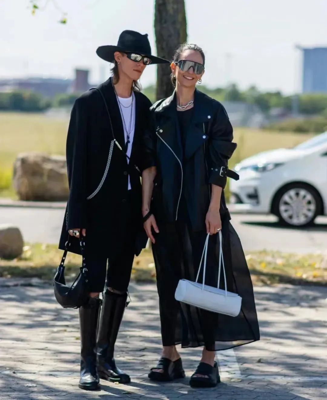 穿黑色套装,秋冬穿黑色套装