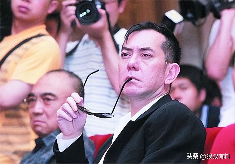 诋毁祖国、支持港独、端碗骂娘，盘点那些已经被曝光的劣迹艺人