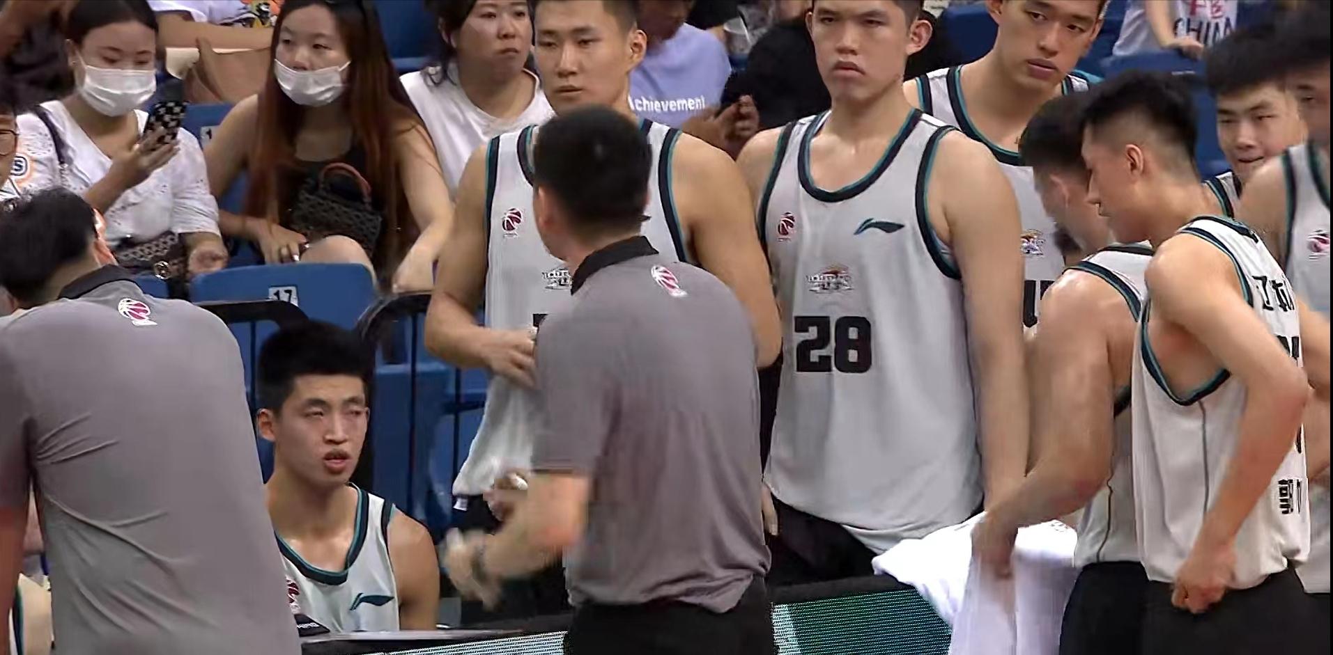 辽宁42分不敌浙江杨鸣,辽宁男篮3比0新疆决赛杨鸣发言