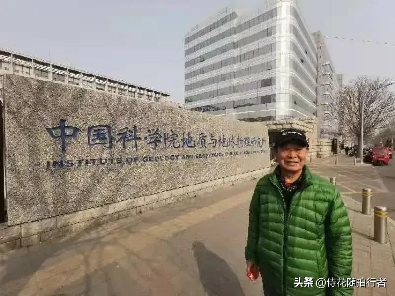 有关玉兔的推文,中国玉兔号航天新闻评述