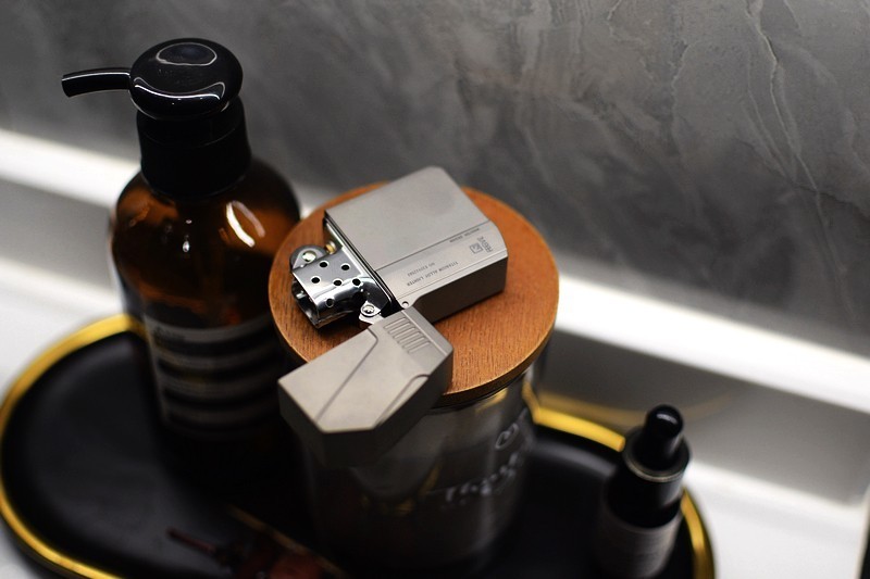 费戈钛马打火机,钛合金打火机全钛