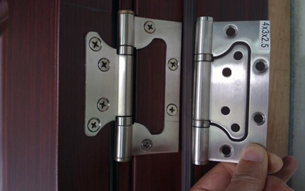 木门开的时候老是吱吱响怎么办,木门开关门声音很吵怎么缓解