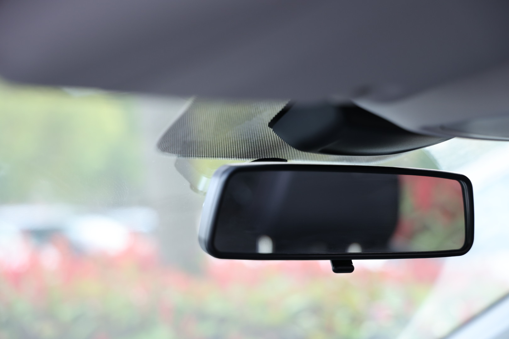 老婆要台『既要又要还要』的行车记录仪，找了半天，我最终选了它