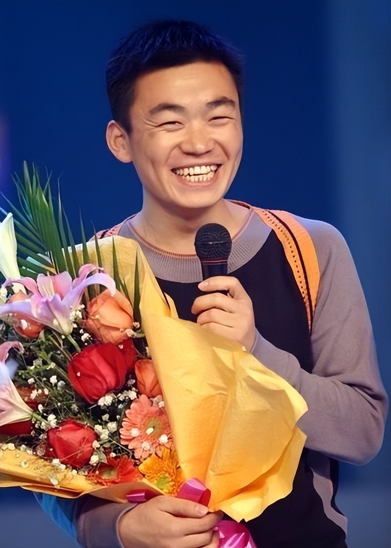 事实证明，41岁的王宝强，已经走上了另一条大路