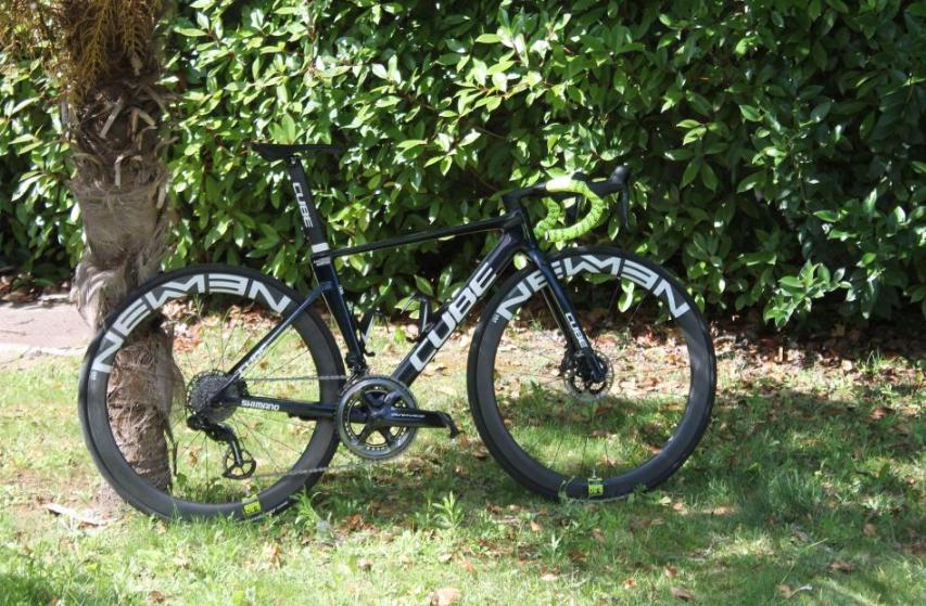 赛场新*器武**多款全新器材装备亮相环法赛场