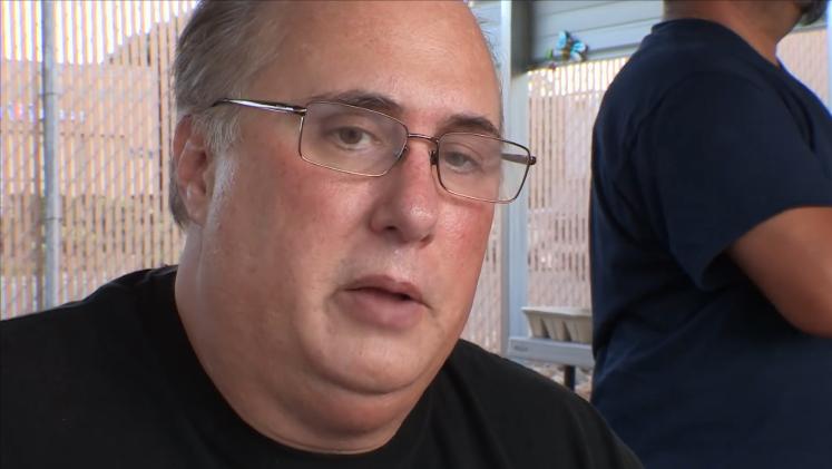 美国穷人真实居住生活视频,美国穷人农村每天真实生活视频