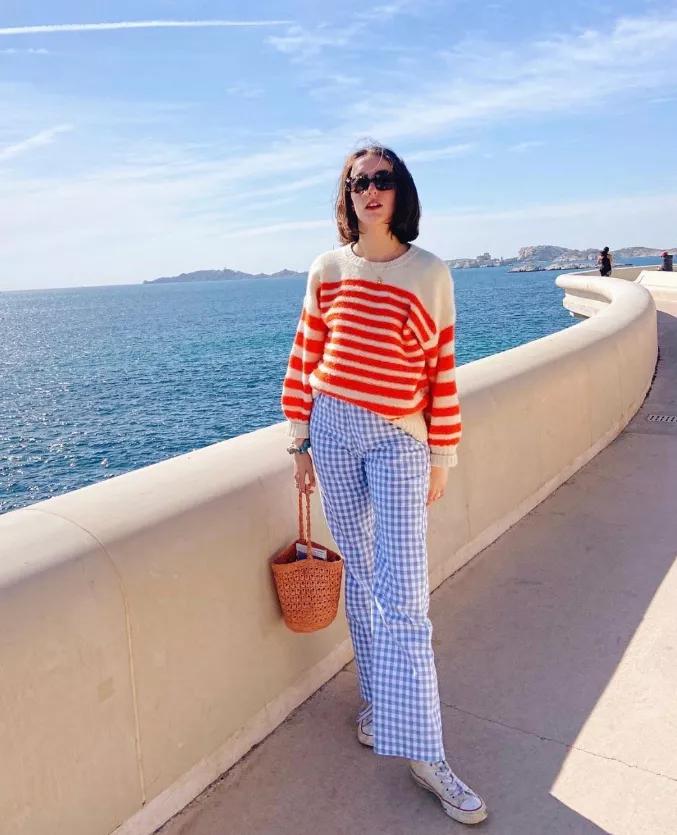 2018年最时髦的毛衣款式,2019年流行穿什么款式的毛衣