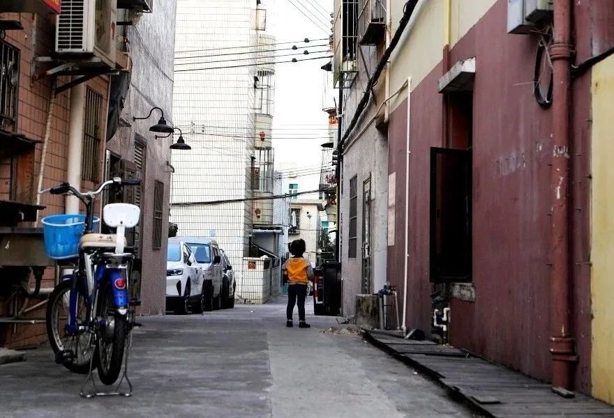 感动到哭的精神分裂症,精神分裂症一直活在悲伤的记忆中