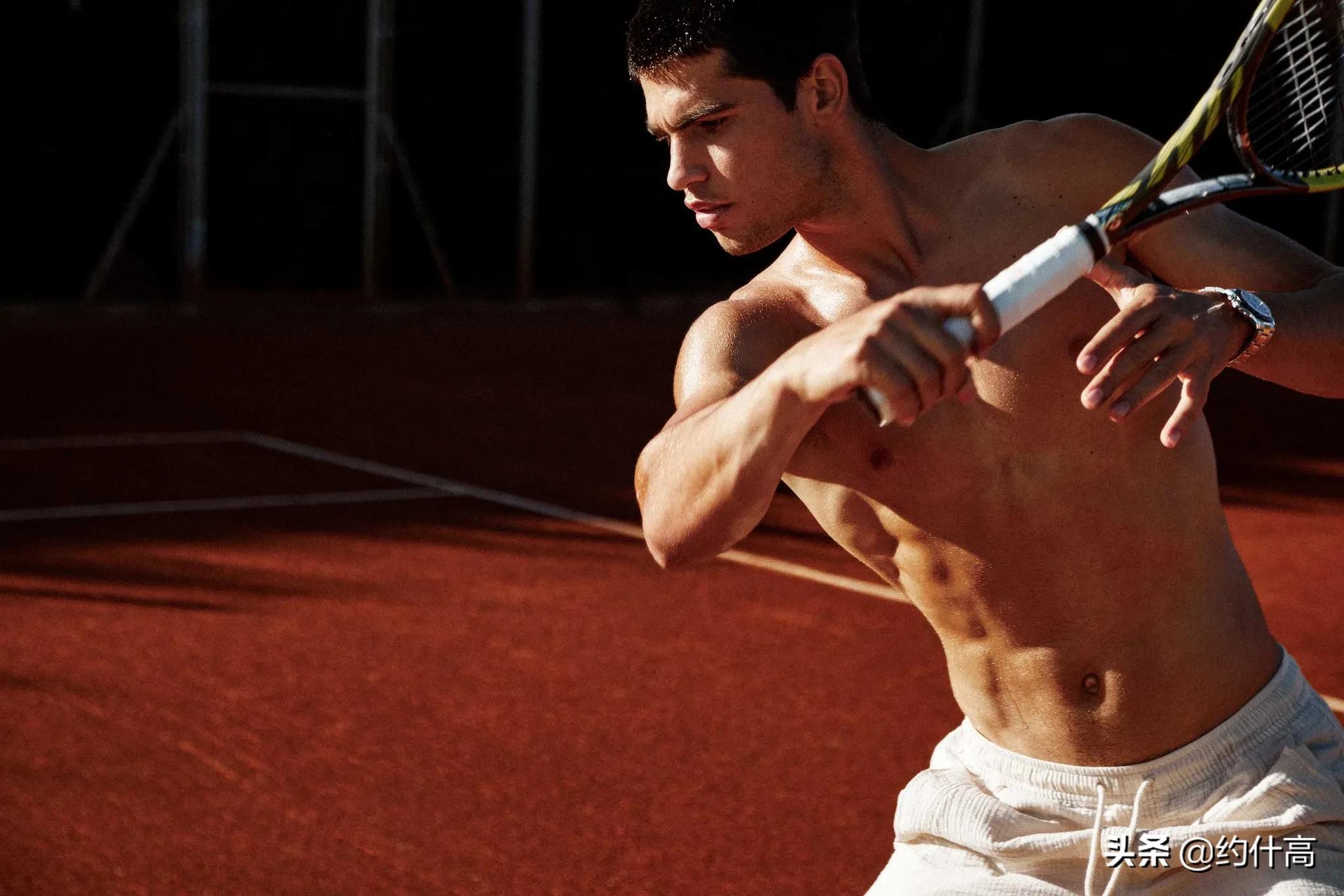 新生代小帅哥阿尔卡拉斯，被纳豆和小德宠溺的网坛小鲜肉