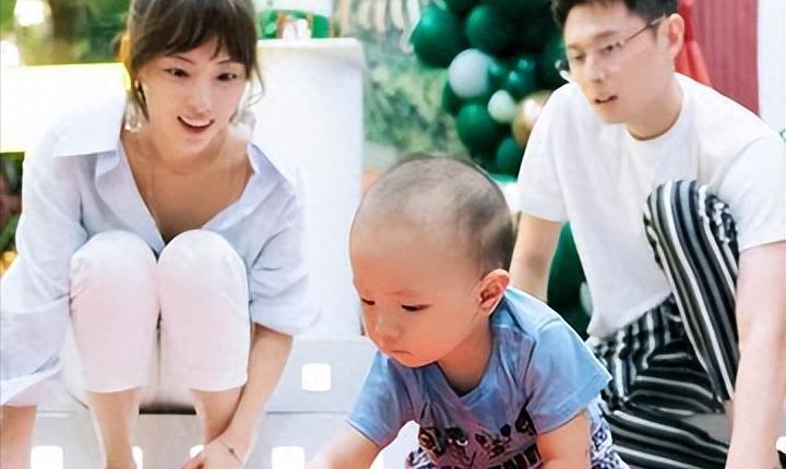 张嘉倪被调侃视频,张嘉倪卖货被吐槽