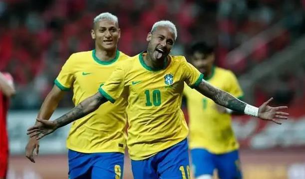 内马尔头发染成粉,内马尔头发颜色原因