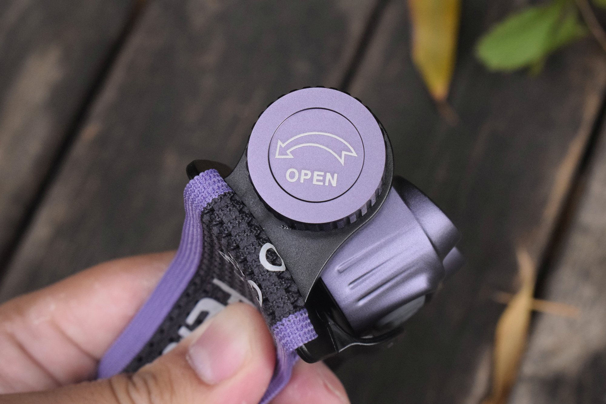 年轻更时尚，菲尼克斯HM65R-DT镁合金越野跑头灯体验