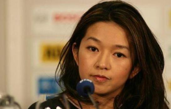 梁锦松娶小26岁伏明霞,梁锦松娶伏明霞时年龄