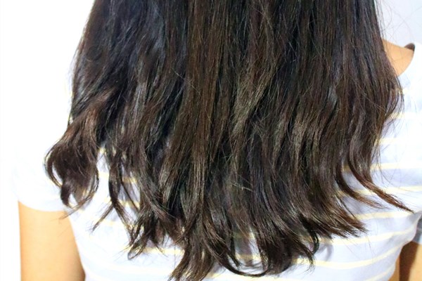 怎么解决头发出油的问题,怎样解决头发出油的问题