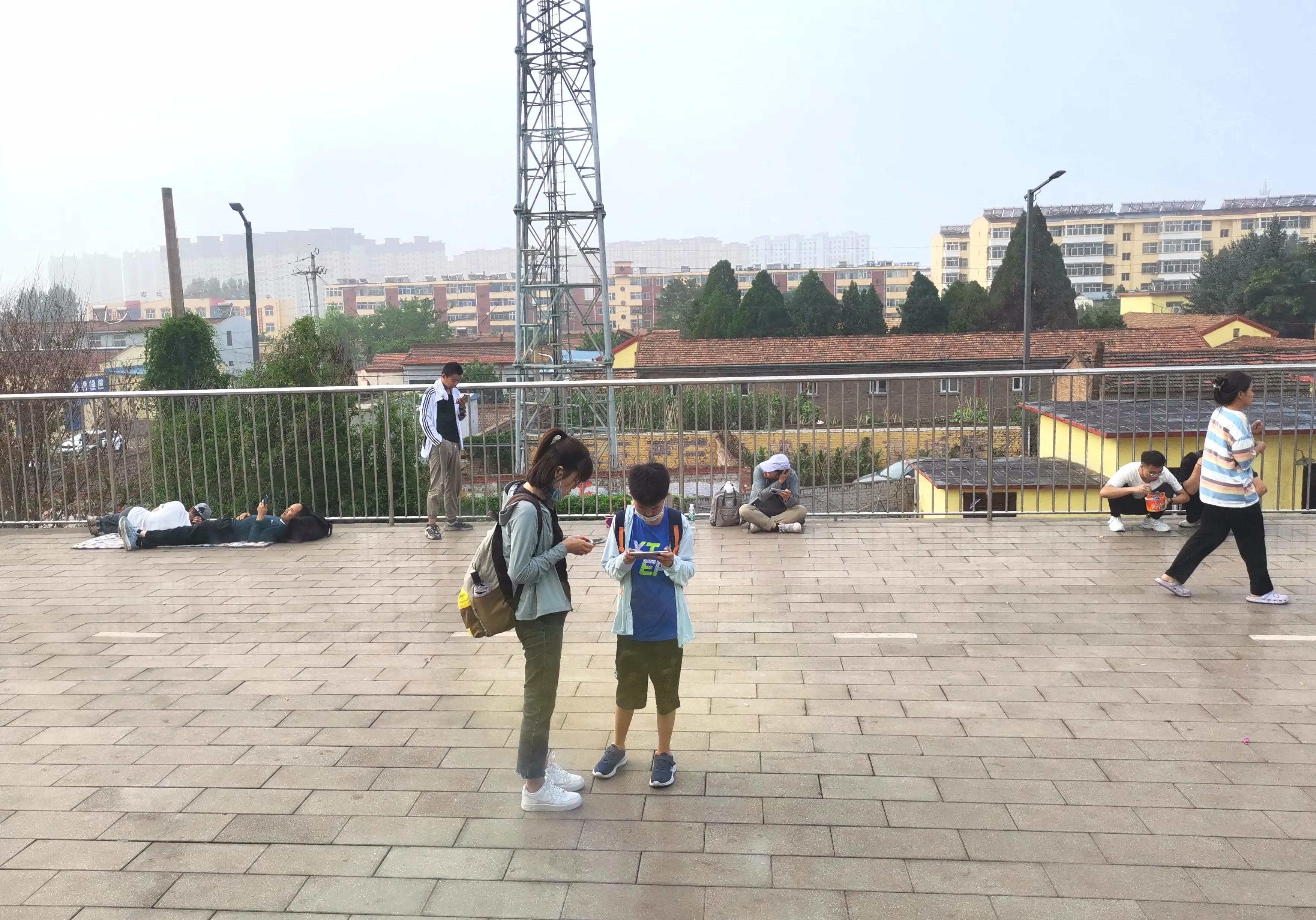 带孩子坐硬座会不会太累,带孩子硬座坐20多个小时什么感受