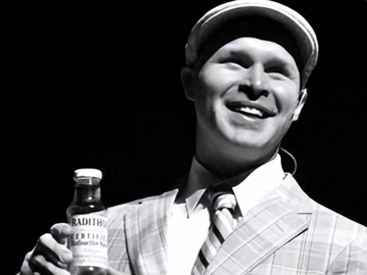 美国男子三年喝下1400瓶核辐射水,1927年喝核辐射水