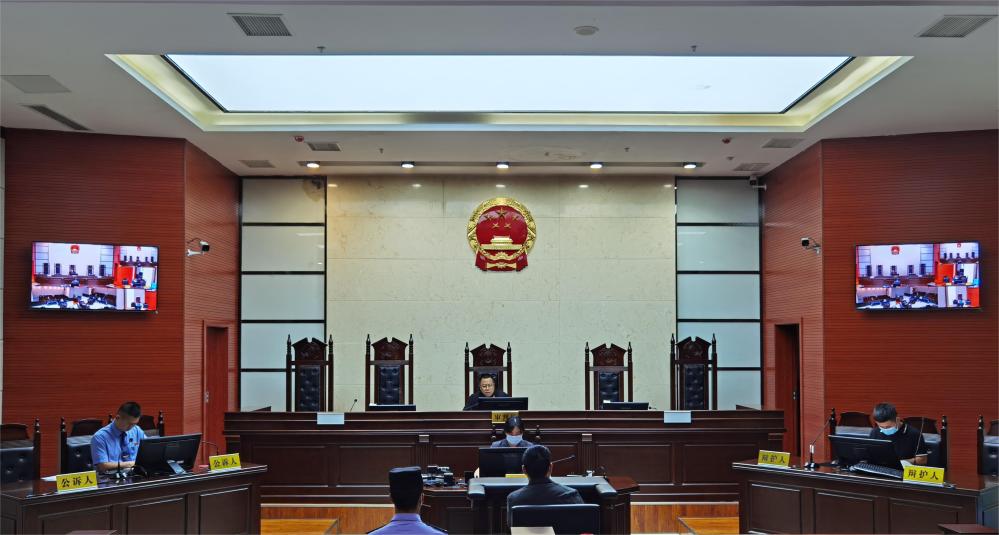 用真钱买*币假***安瓮**一男子获刑两年罚款两万