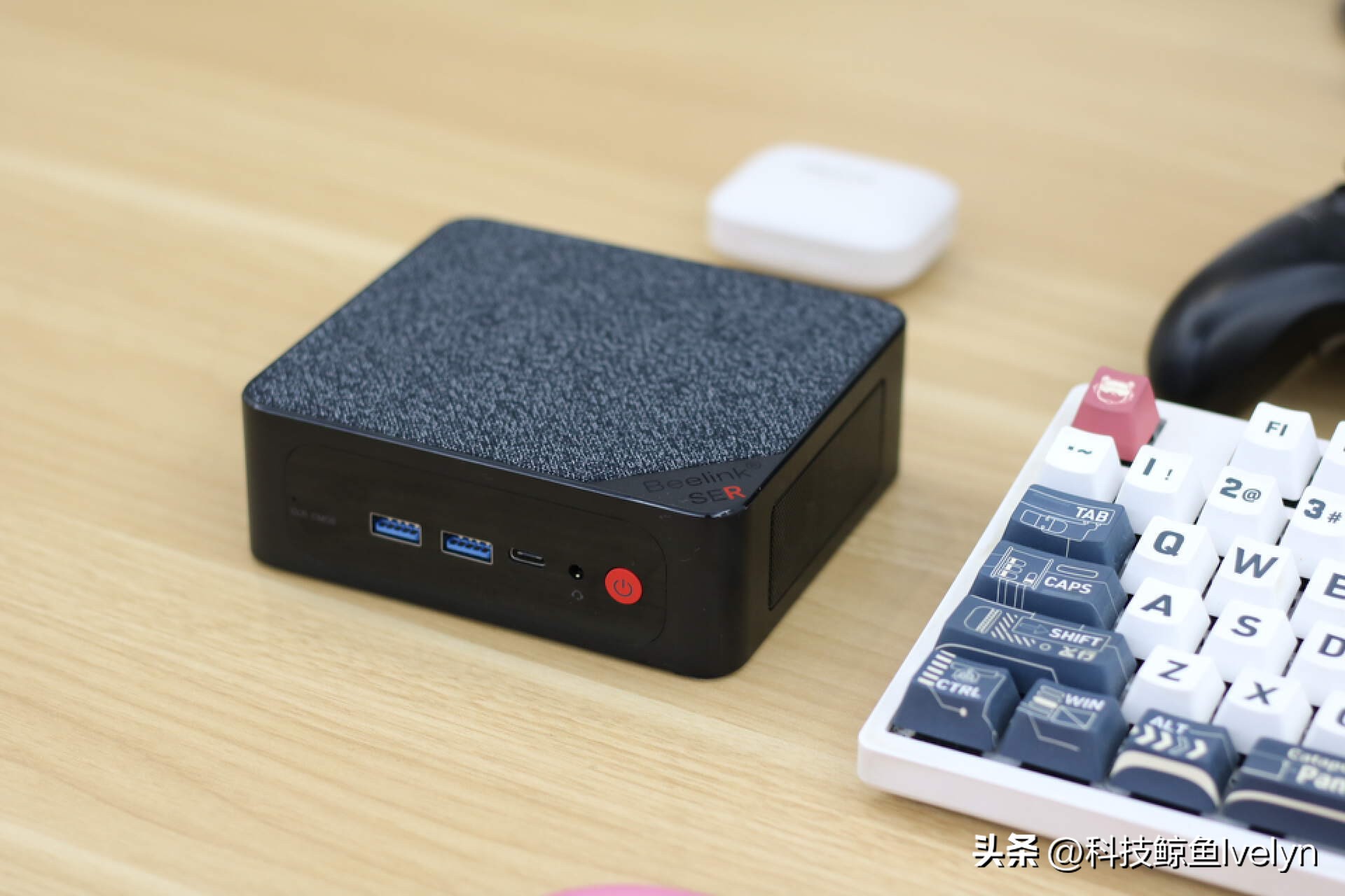 千元迷你主机天花板？零刻SER5MAX深度评测，性能全释放