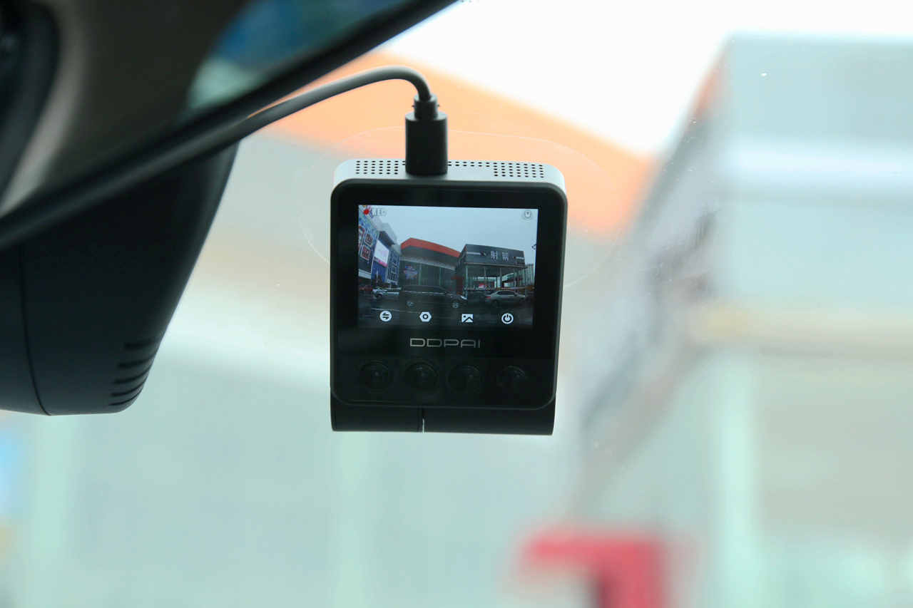 盯盯拍行车记录仪5和z50参数对比,行车记录仪盯盯拍z50录音效果