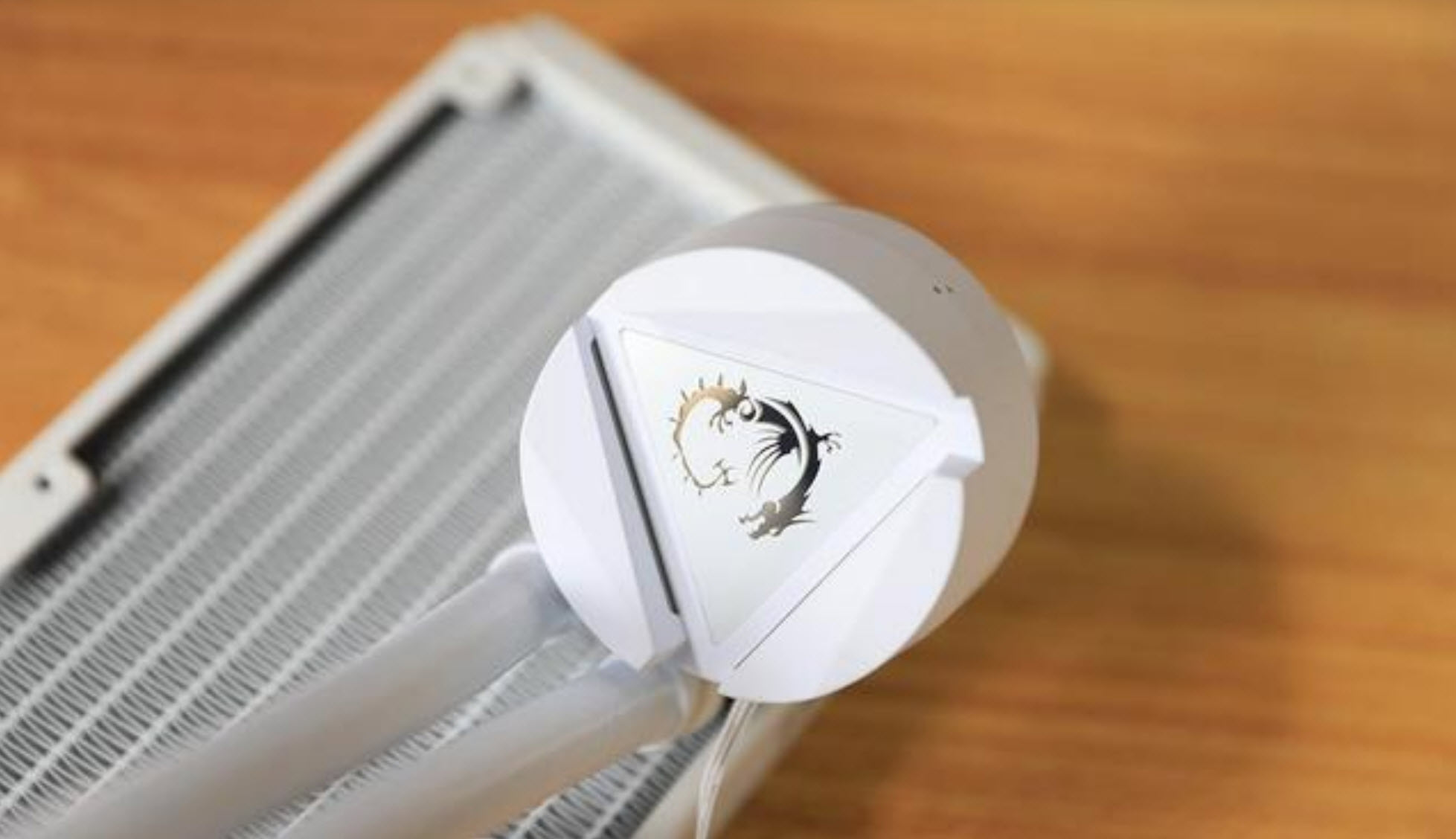 最具性价比的一体式360水冷,tt-dragon360rog一体式水冷