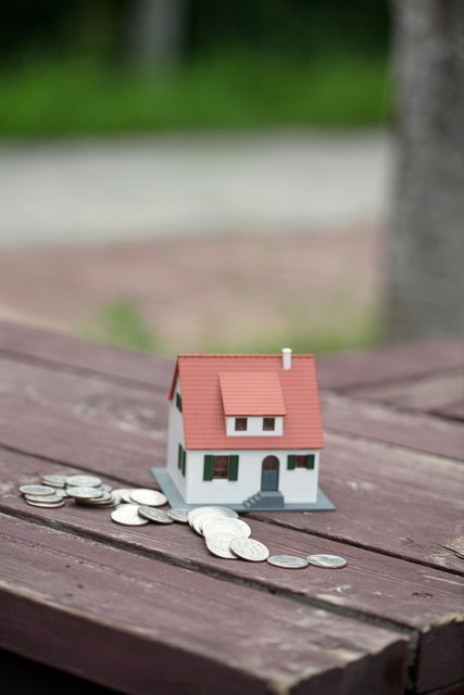 股市与楼市的一般规律,股市与楼市走势对比图