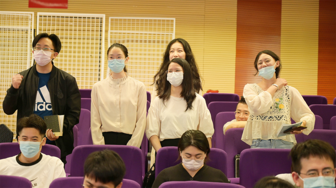 华美教育封闭式,华美教育培训中心