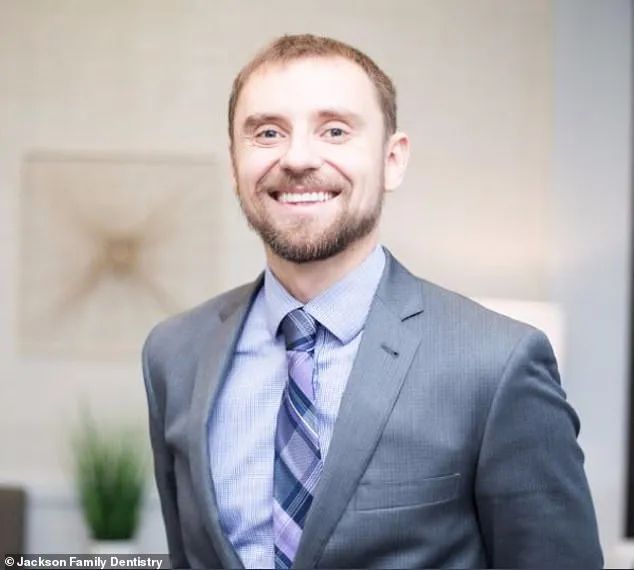 美国牙医设陷阱杀非洲狮王,牙医会不会故意损坏患者的牙齿