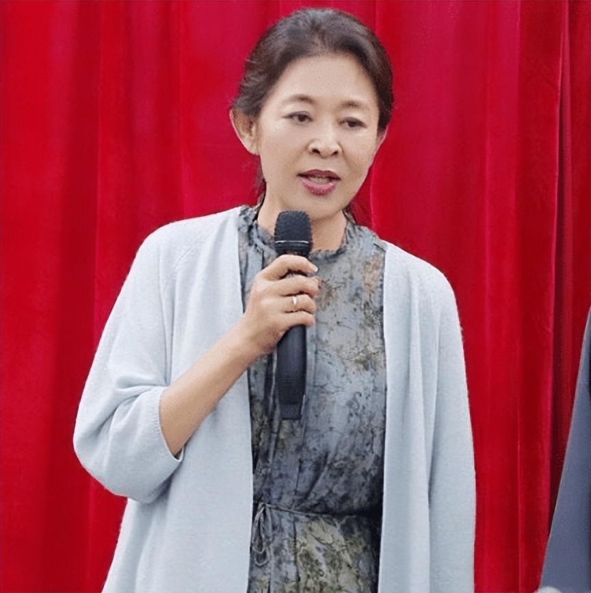 没整过容优雅老去的女明星,盘点大牌女星是如何优雅变老的