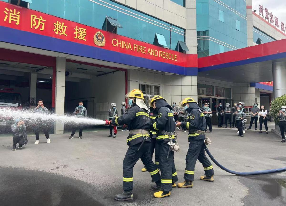 成立首支乡镇消防志愿者服务队,漯河消防突击队