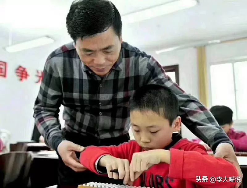 内蒙6岁天才女孩特招入伍,蒙古6岁女孩破格入伍