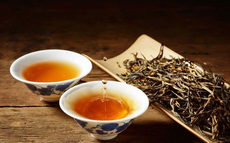 红茶春季,红茶春茶怎么品