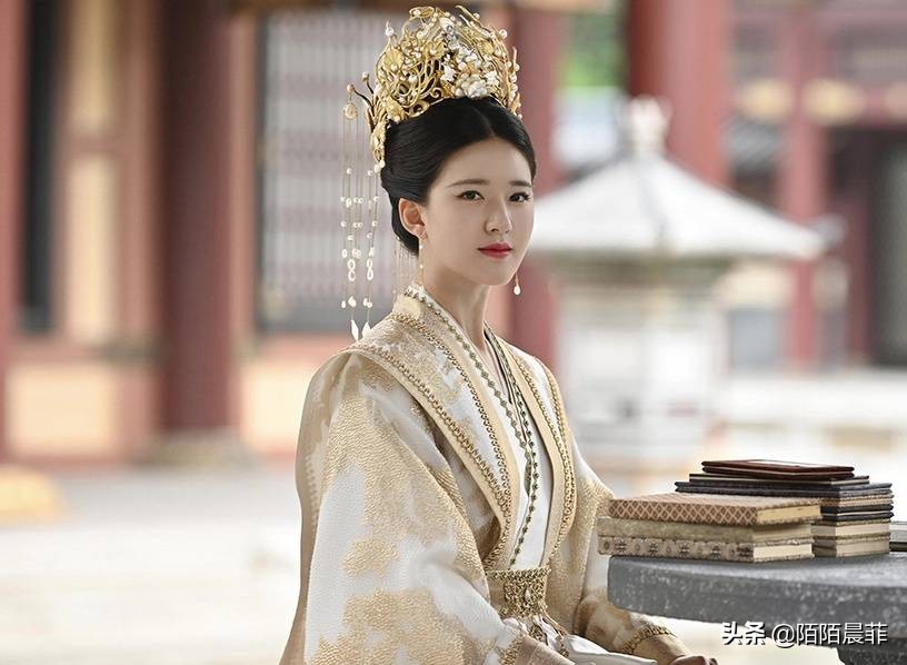 且试天下为啥要假扮华纯然,且试天下原著后面虐吗