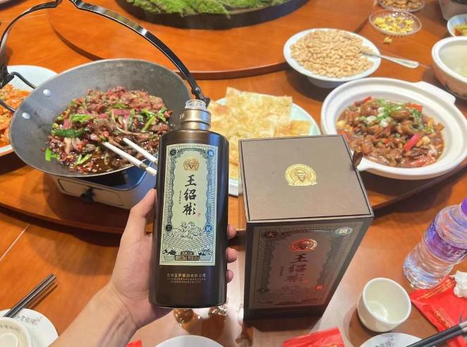 十大价格亲民的纯粮白酒列表,推荐几款价格不高的纯粮白酒