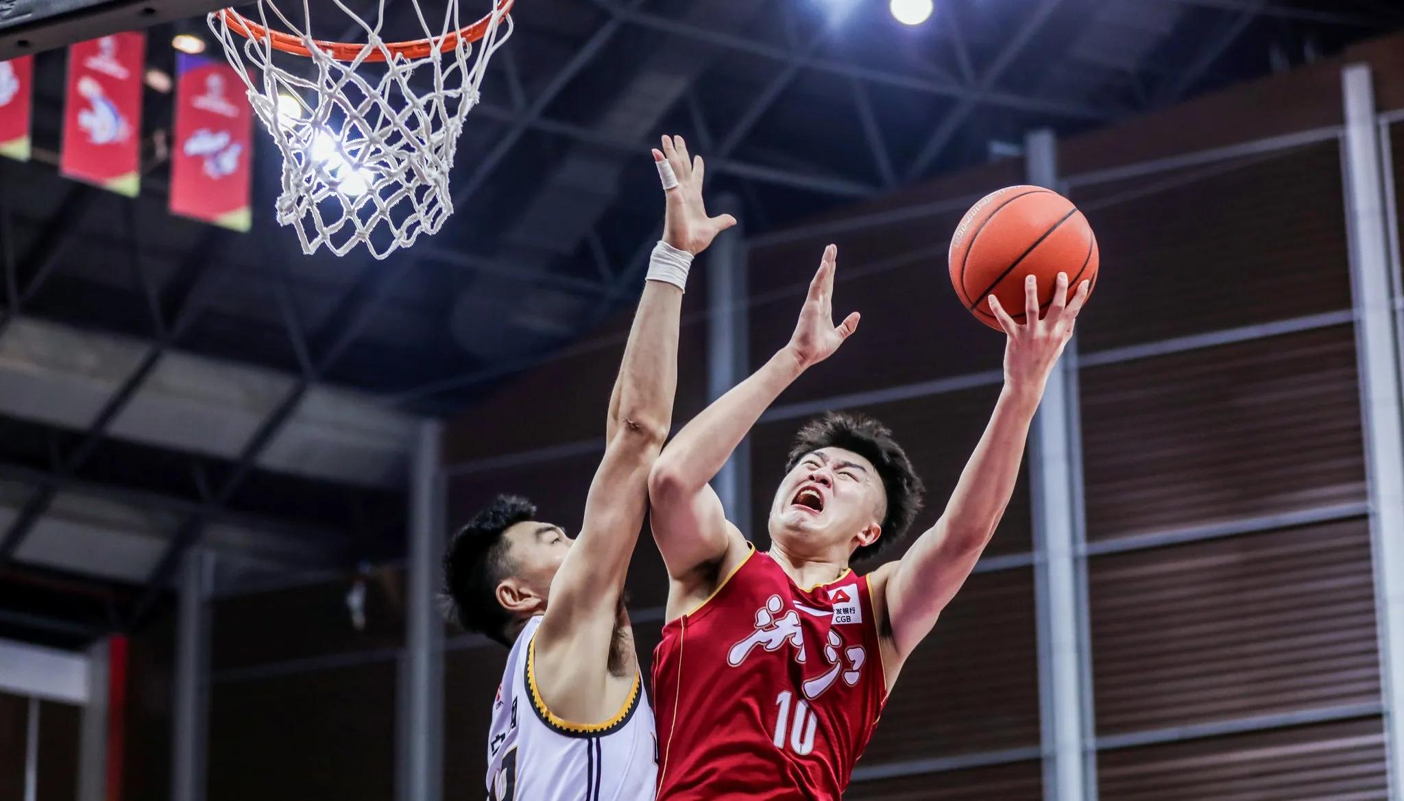 杨鸣和首钢外教,杨鸣和辽宁外教